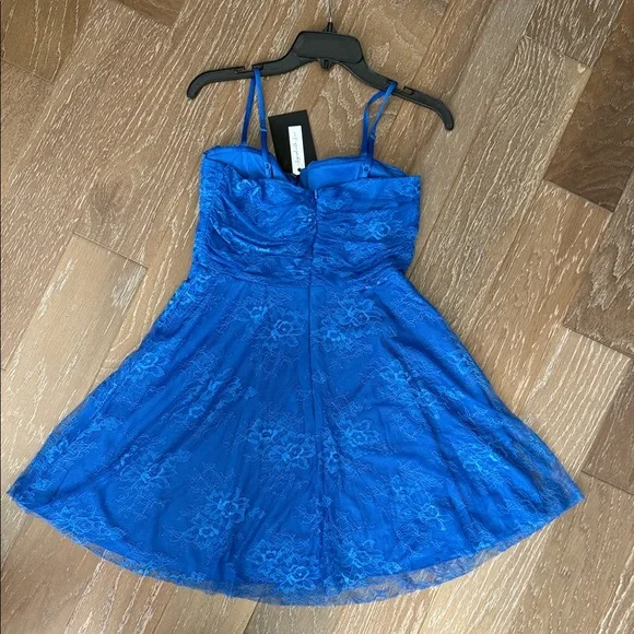 Elegant Royal Blue Formal Dress - Picture 5 of 8